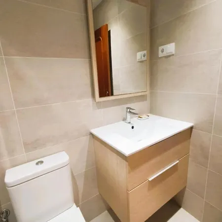 Service - Coral Iii Apartment