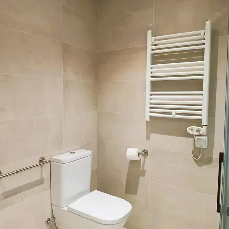 Service - Coral Iii Apartment